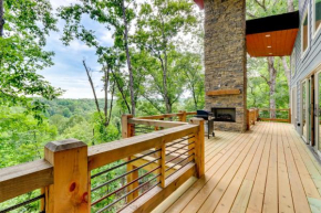 Mid-Century Modern Home with Hot Tub and Mtn Views!